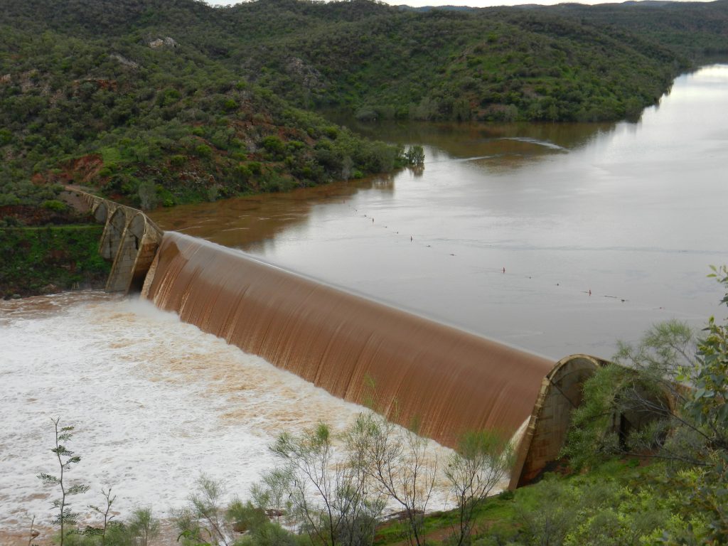 Julius Dam’s concrete multiple-arch and buttress structure